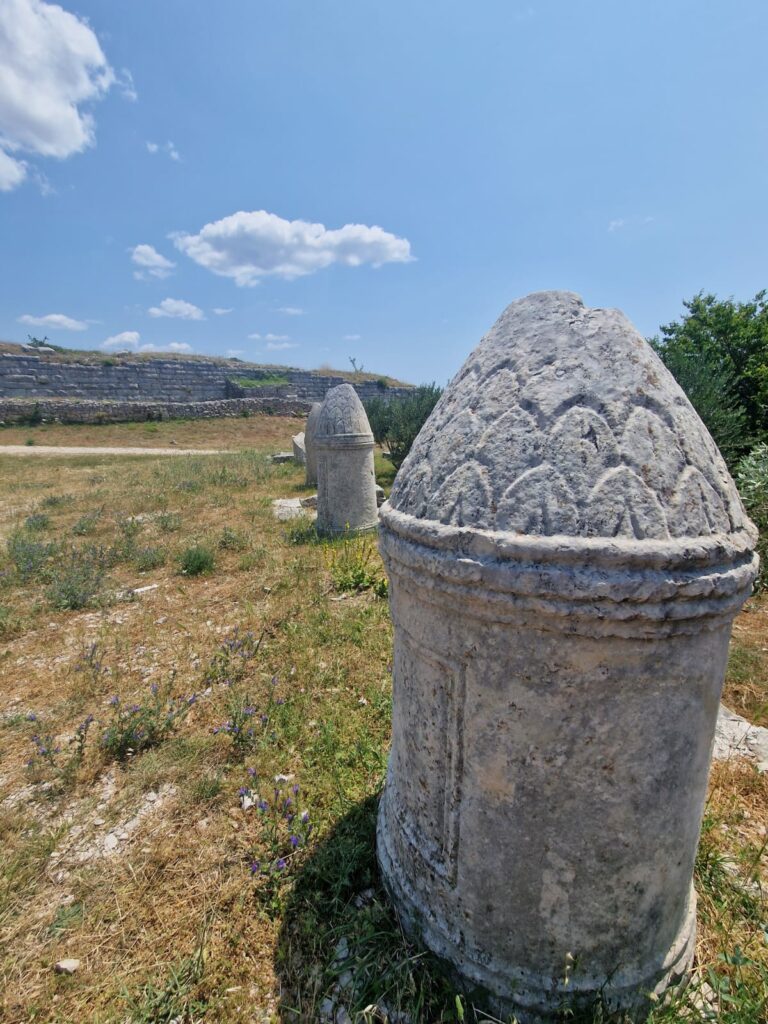 ASSERIA – Ruiny starożytnego miasta